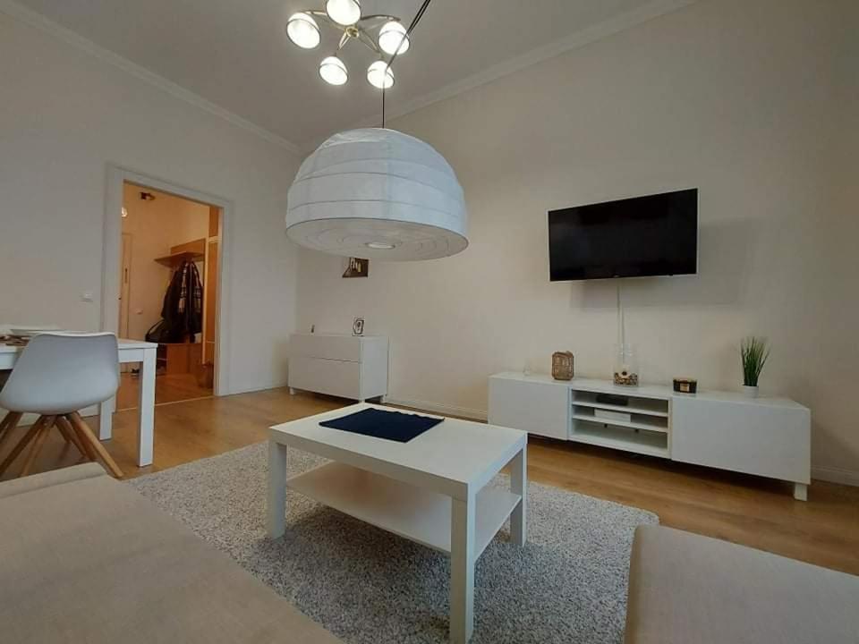 Alfoeldi Palace Apartman Debrecen Buitenkant foto