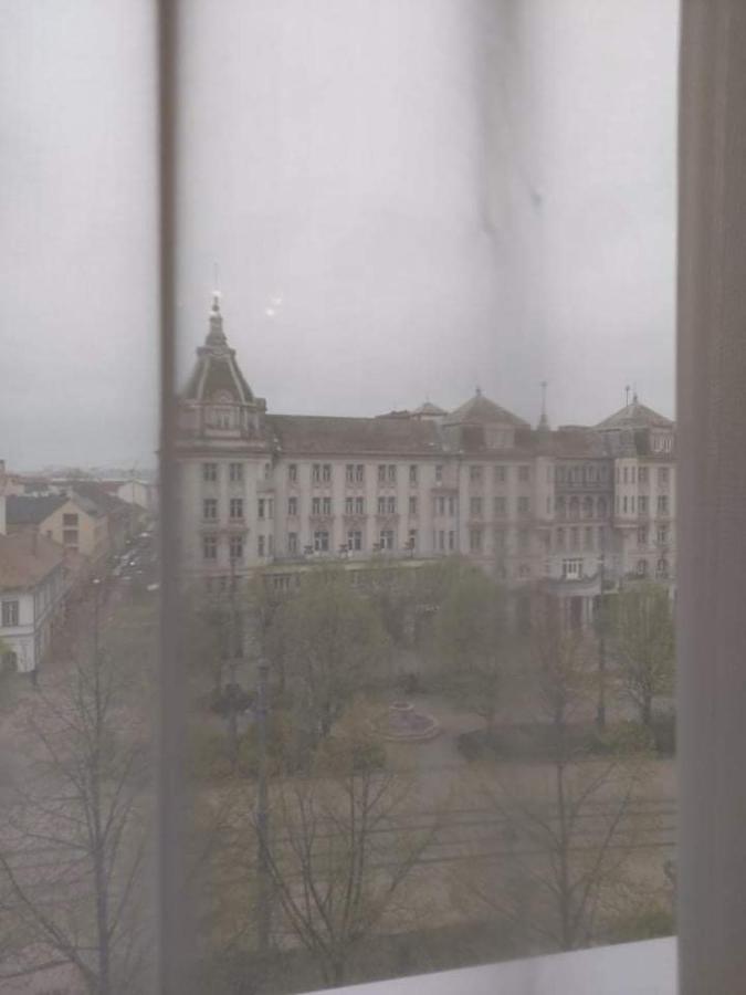 Alfoeldi Palace Apartman Debrecen Buitenkant foto