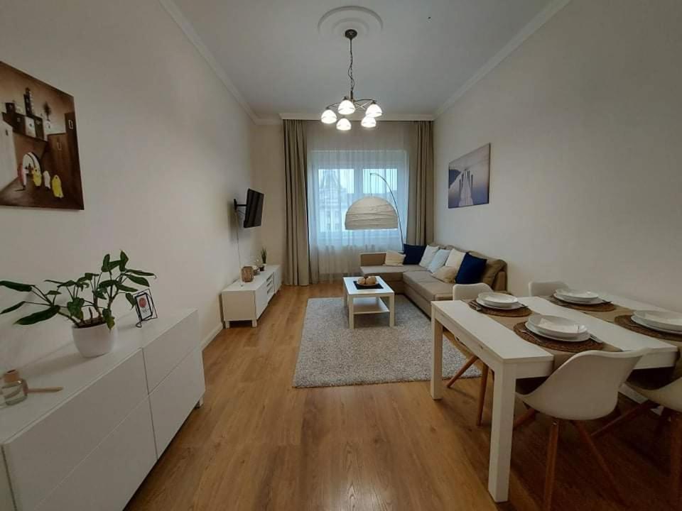 Alfoeldi Palace Apartman Debrecen Buitenkant foto