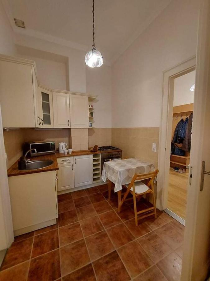 Alfoeldi Palace Apartman Debrecen Buitenkant foto