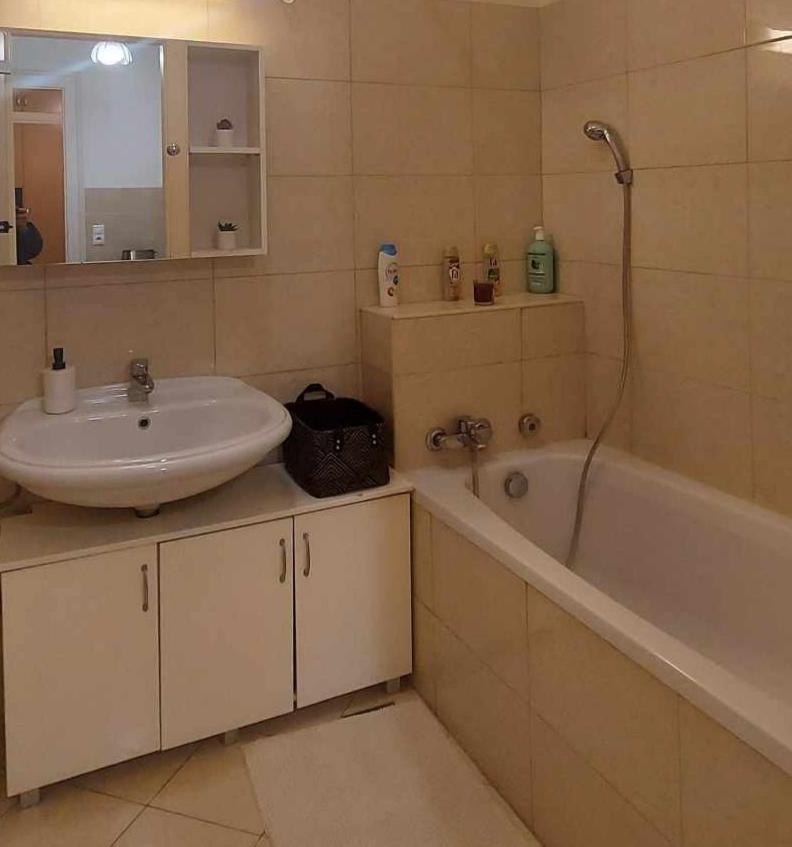 Alfoeldi Palace Apartman Debrecen Buitenkant foto