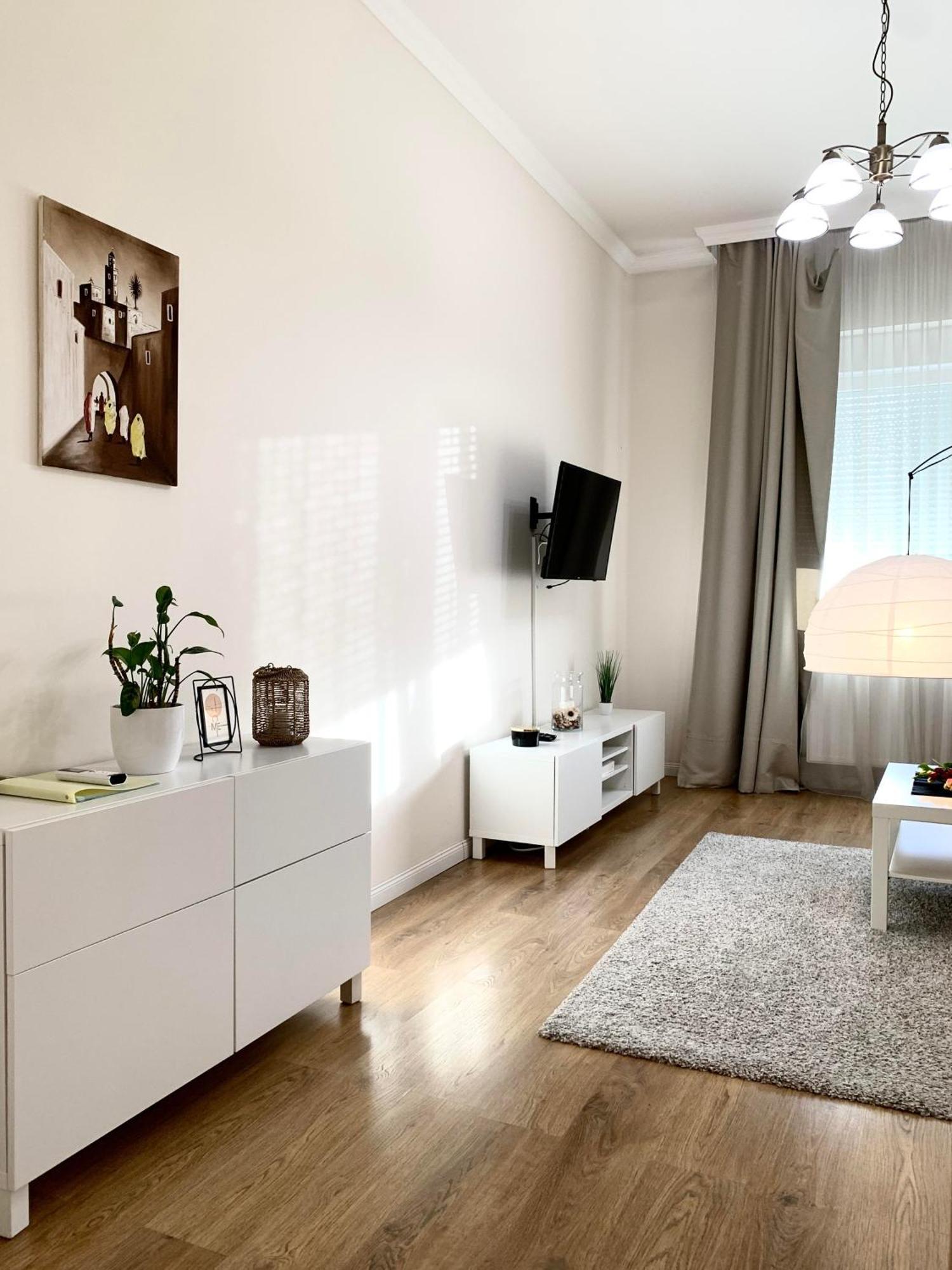 Alfoeldi Palace Apartman Debrecen Buitenkant foto